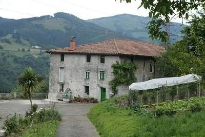 Sarasola bekoa Baserria